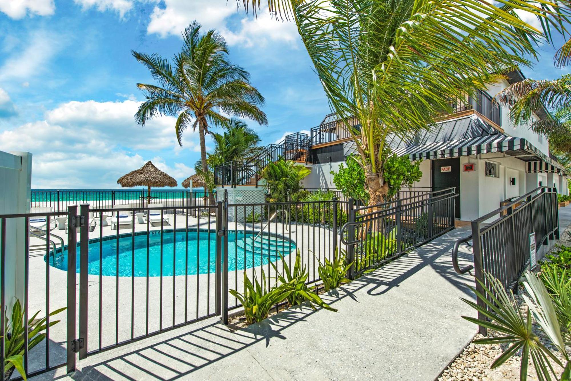 Seabreeze At Anna Maria Island Inn Брейдентон Бийч Екстериор снимка