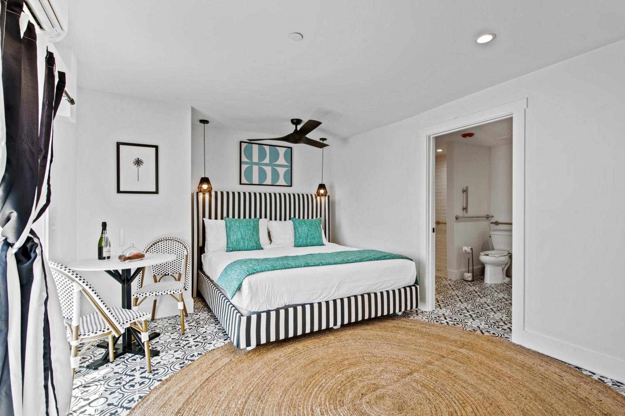 Seabreeze At Anna Maria Island Inn Брейдентон Бийч Екстериор снимка